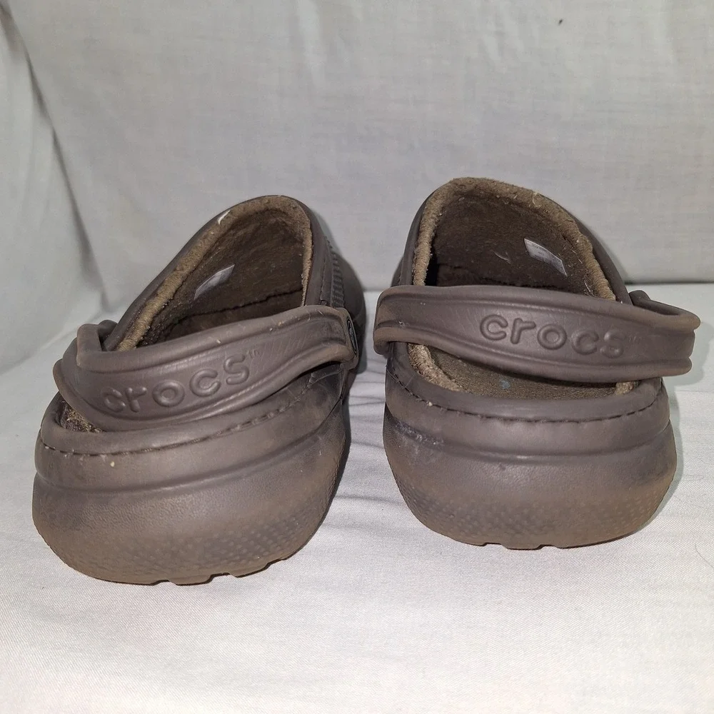 Crocs Brown 11 Classic Faux Fur Lined Clogs Men 203591 Chocolate Plush Interior